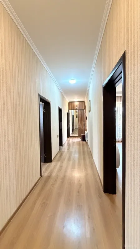 Satılır 4 otaqlı həyət evi 140 m²