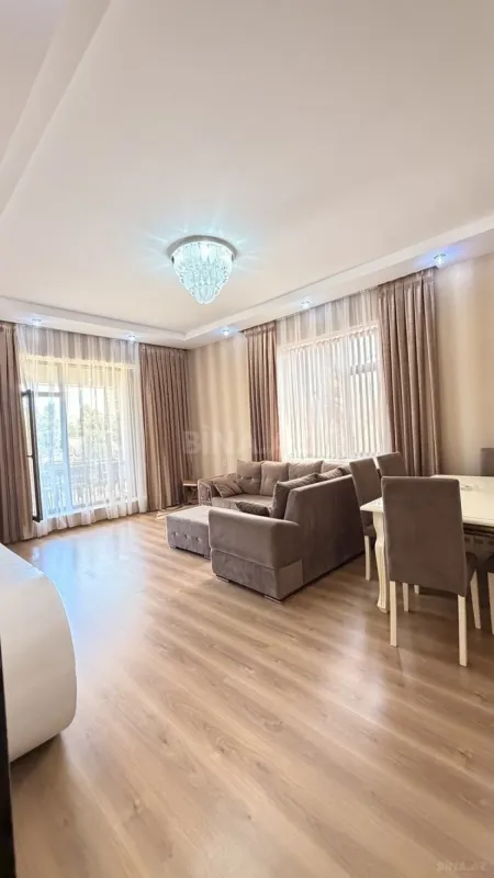 Satılır 4 otaqlı həyət evi 140 m²