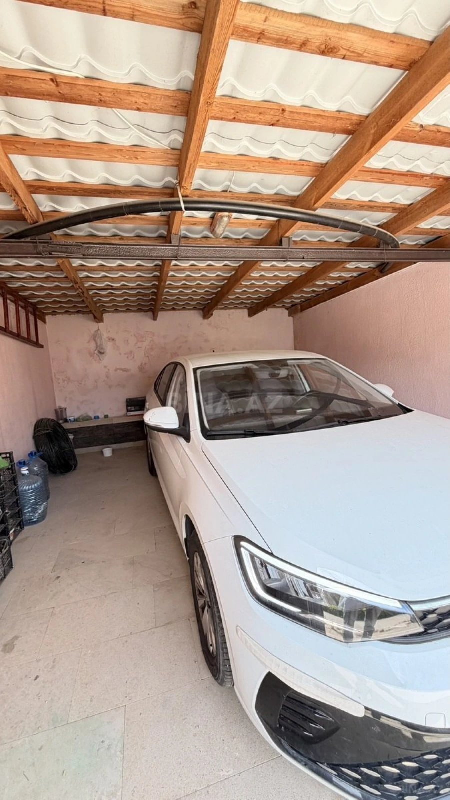 Satılır 4 otaqlı həyət evi 140 m²