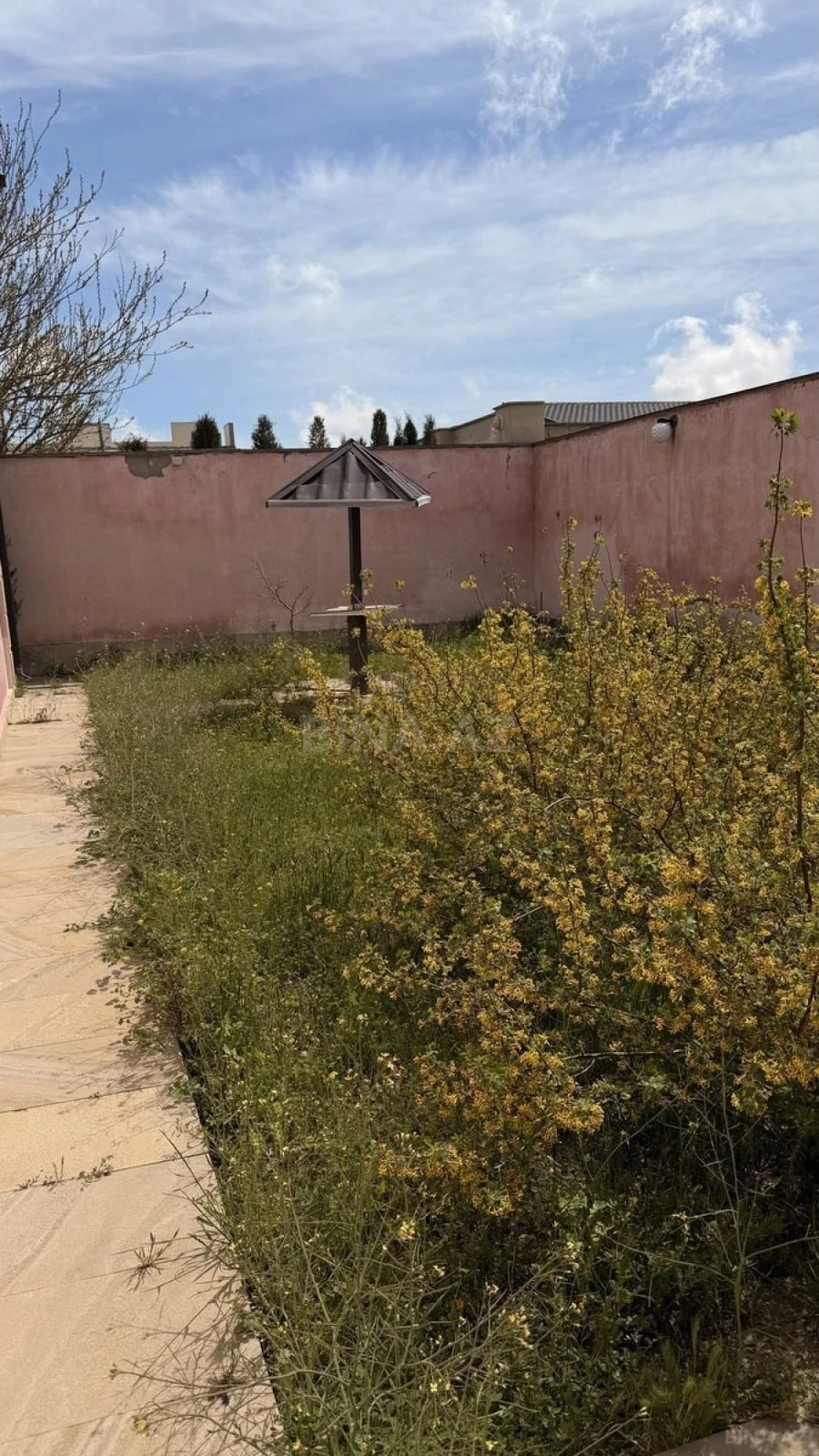 Satılır 4 otaqlı həyət evi 140 m²