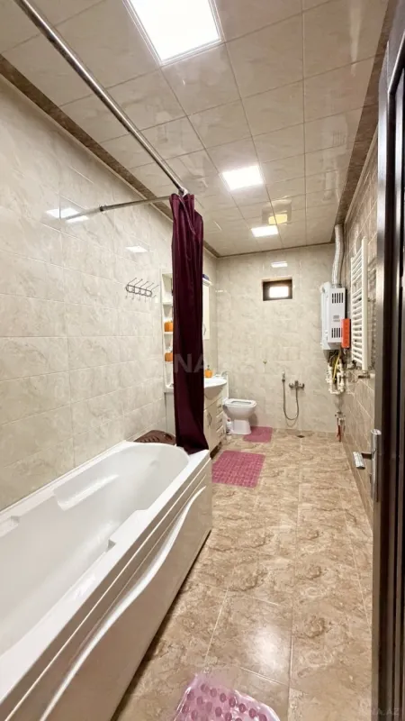 Satılır 4 otaqlı həyət evi 140 m²