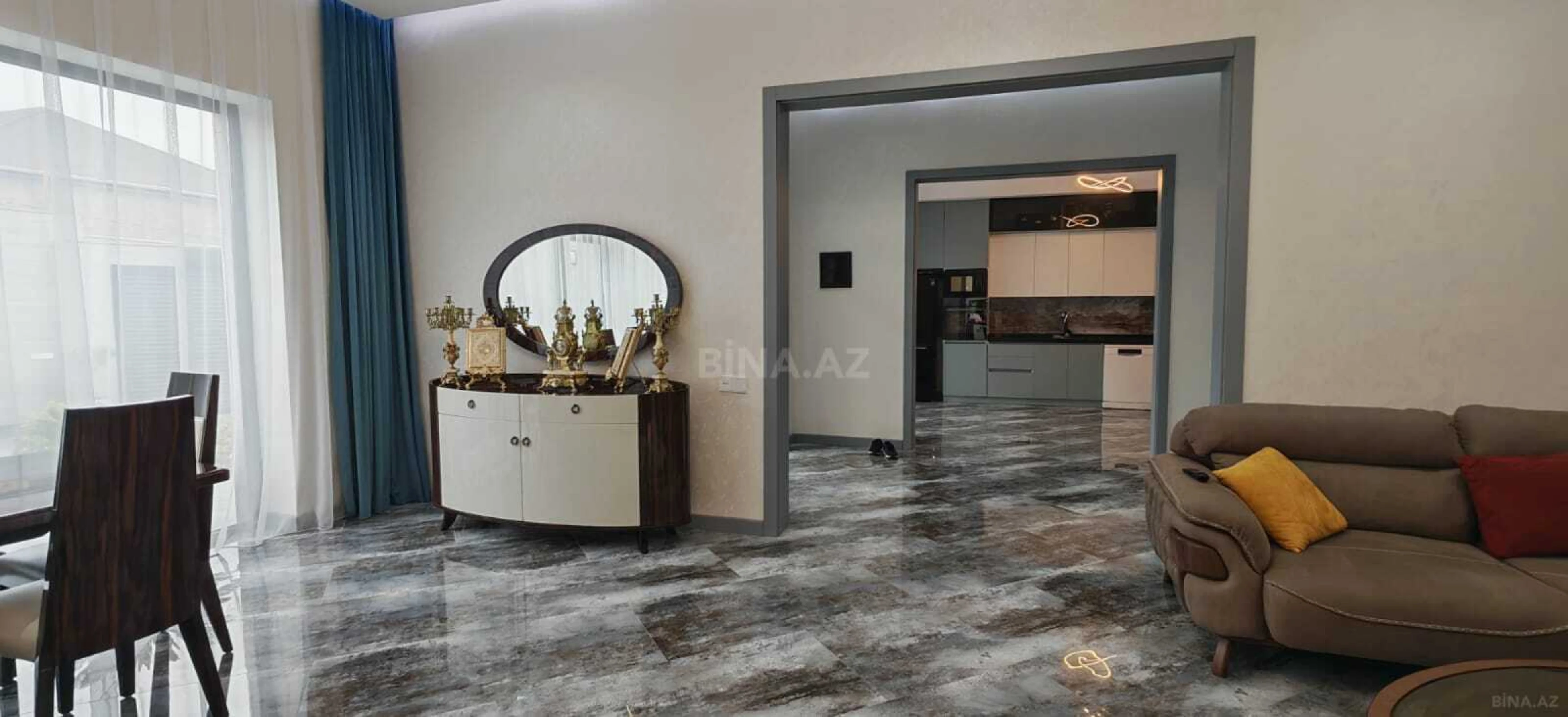 Satılır 4 otaqlı həyət evi 180 m²