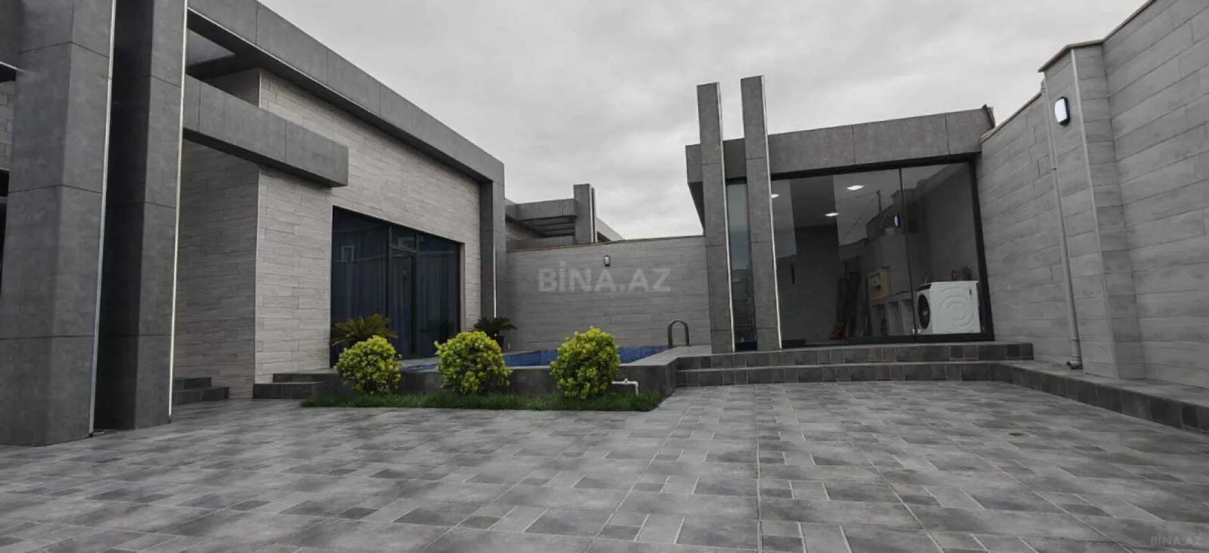 Satılır 4 otaqlı həyət evi 180 m²