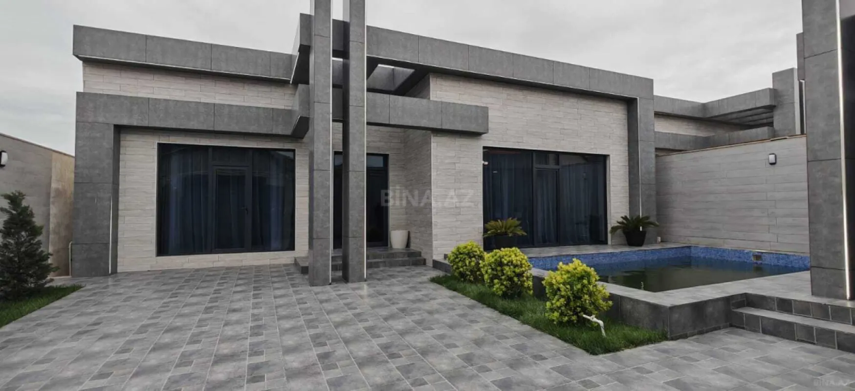 Satılır 4 otaqlı həyət evi 180 m²