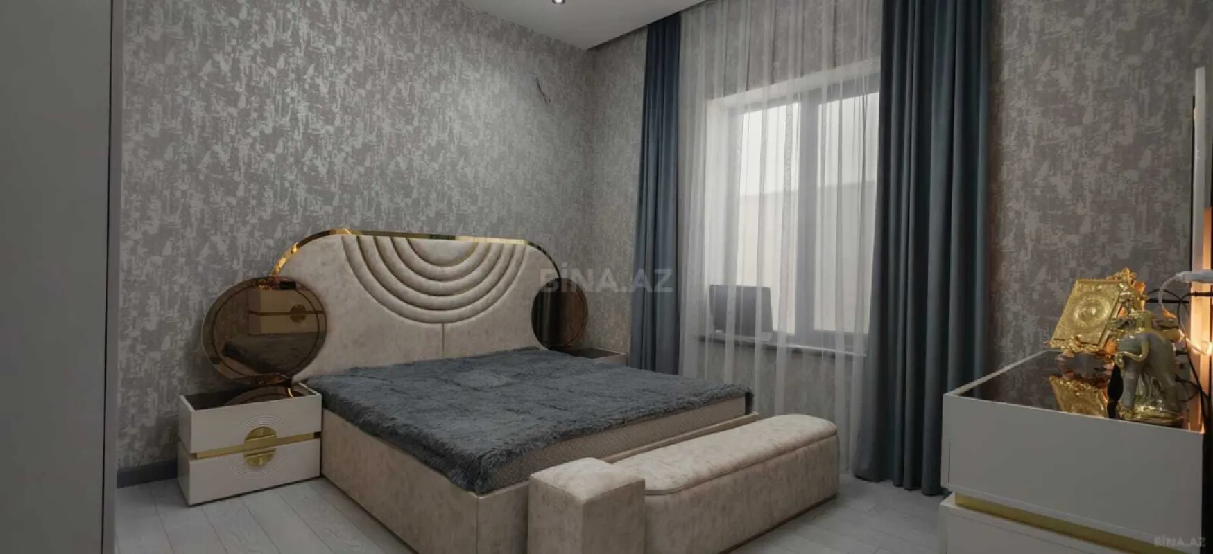 Satılır 4 otaqlı həyət evi 180 m²