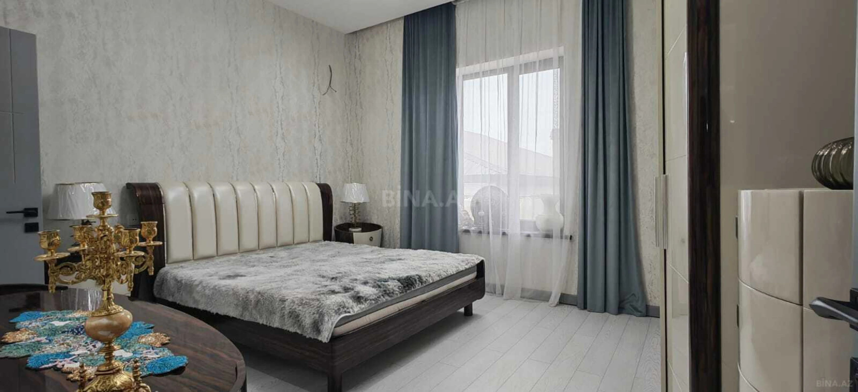 Satılır 4 otaqlı həyət evi 180 m²
