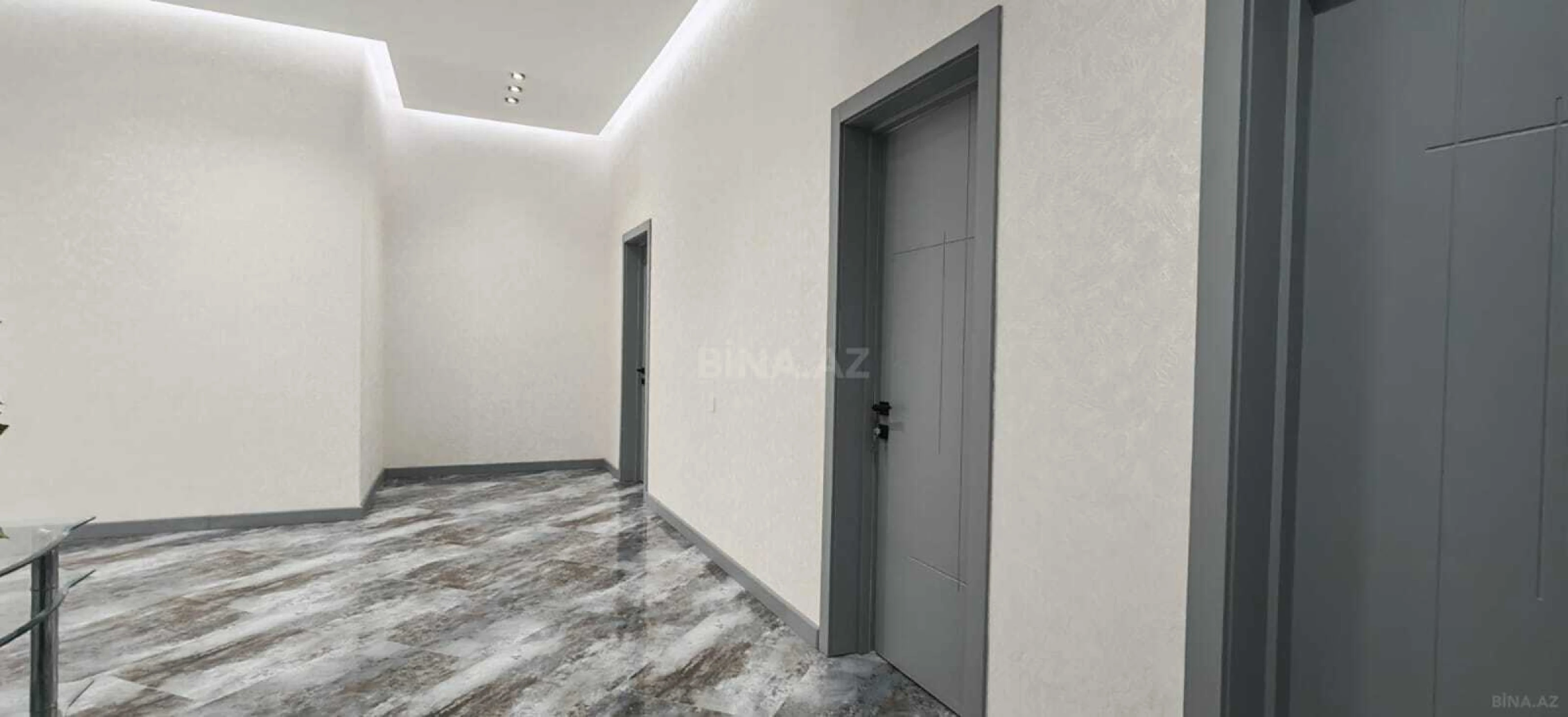 Satılır 4 otaqlı həyət evi 180 m²
