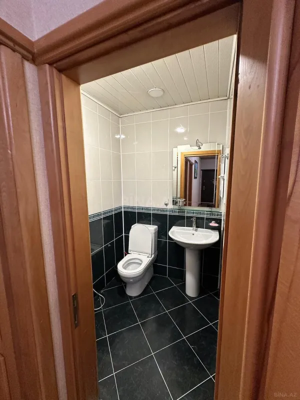 Kirayə verilir 3 otaqlı mənzil 125 m²