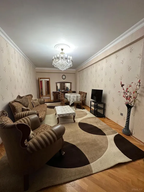 Kirayə verilir 3 otaqlı mənzil 125 m²