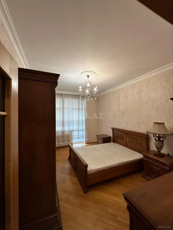 Kirayə verilir 3 otaqlı mənzil 125 m²