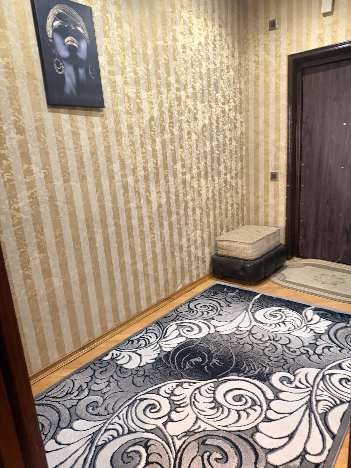 Kirayə verilir 2 otaqlı mənzil 63 m²