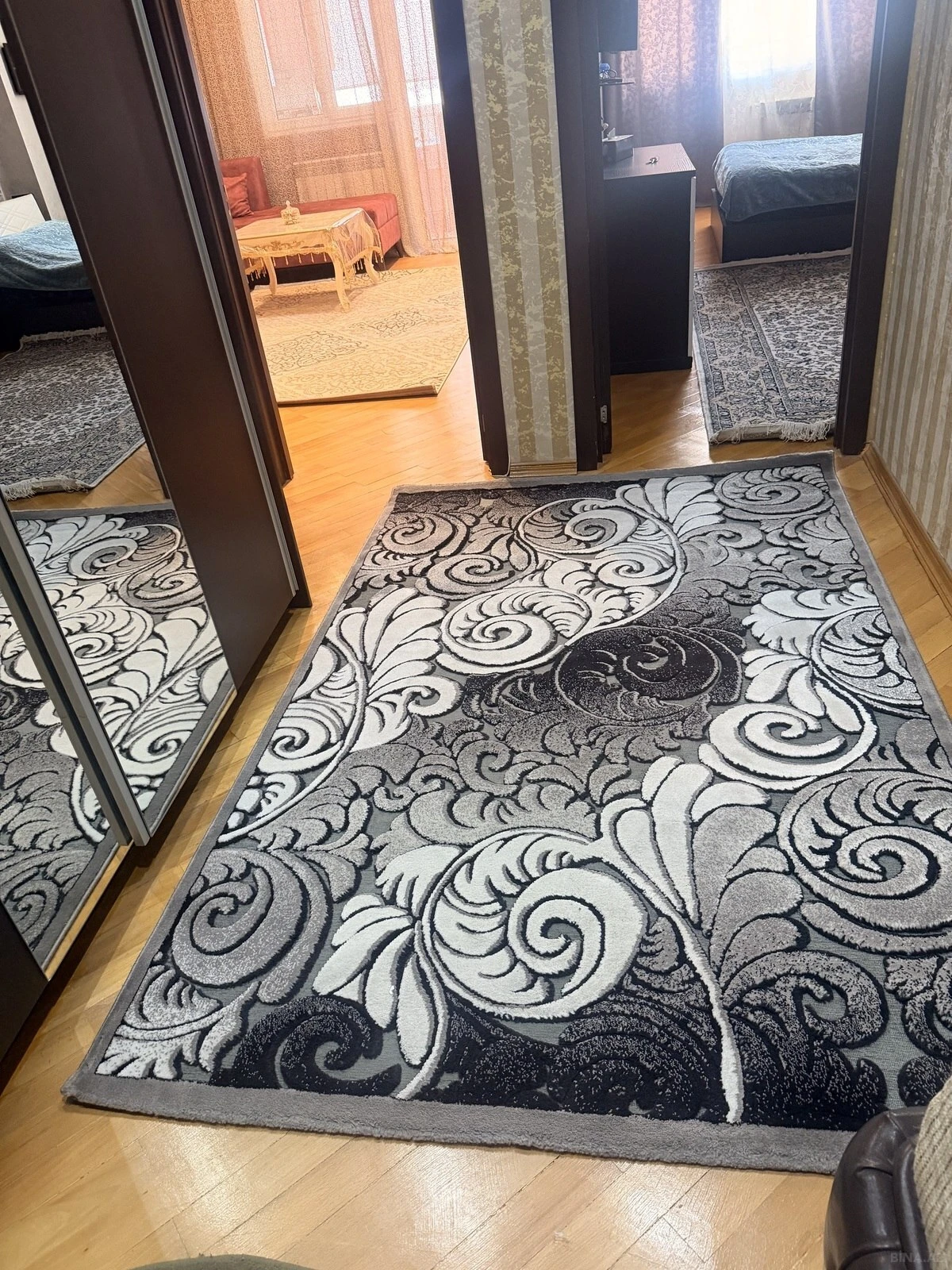 Kirayə verilir 2 otaqlı mənzil 63 m²