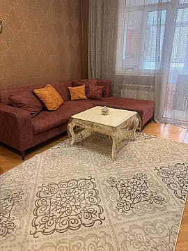 Kirayə verilir 2 otaqlı mənzil 63 m²