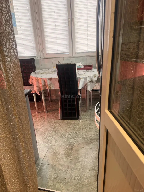 Kirayə verilir 2 otaqlı mənzil 63 m²
