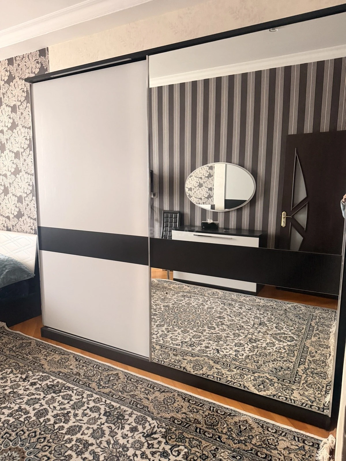 Kirayə verilir 2 otaqlı mənzil 63 m²