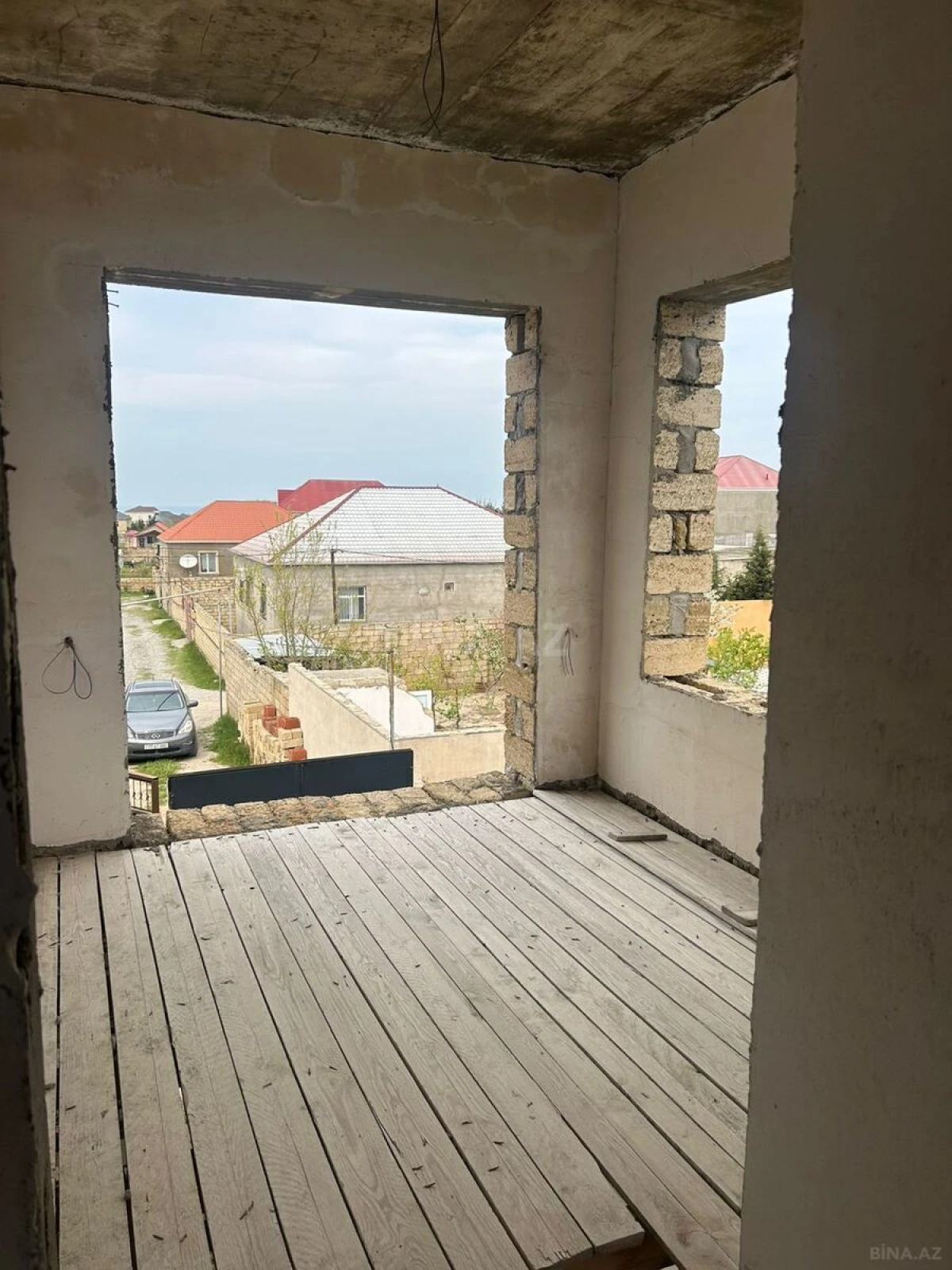 Satılır 4 otaqlı həyət evi 100 m²