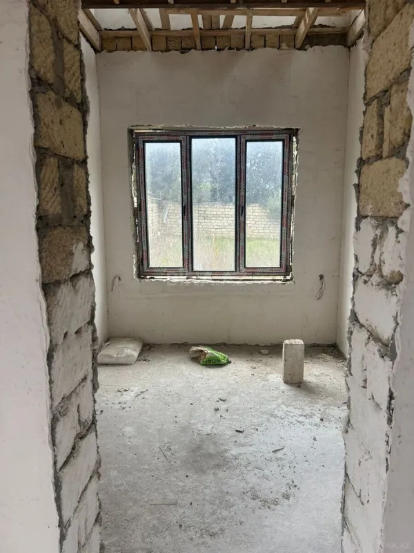 Satılır 4 otaqlı həyət evi 100 m²