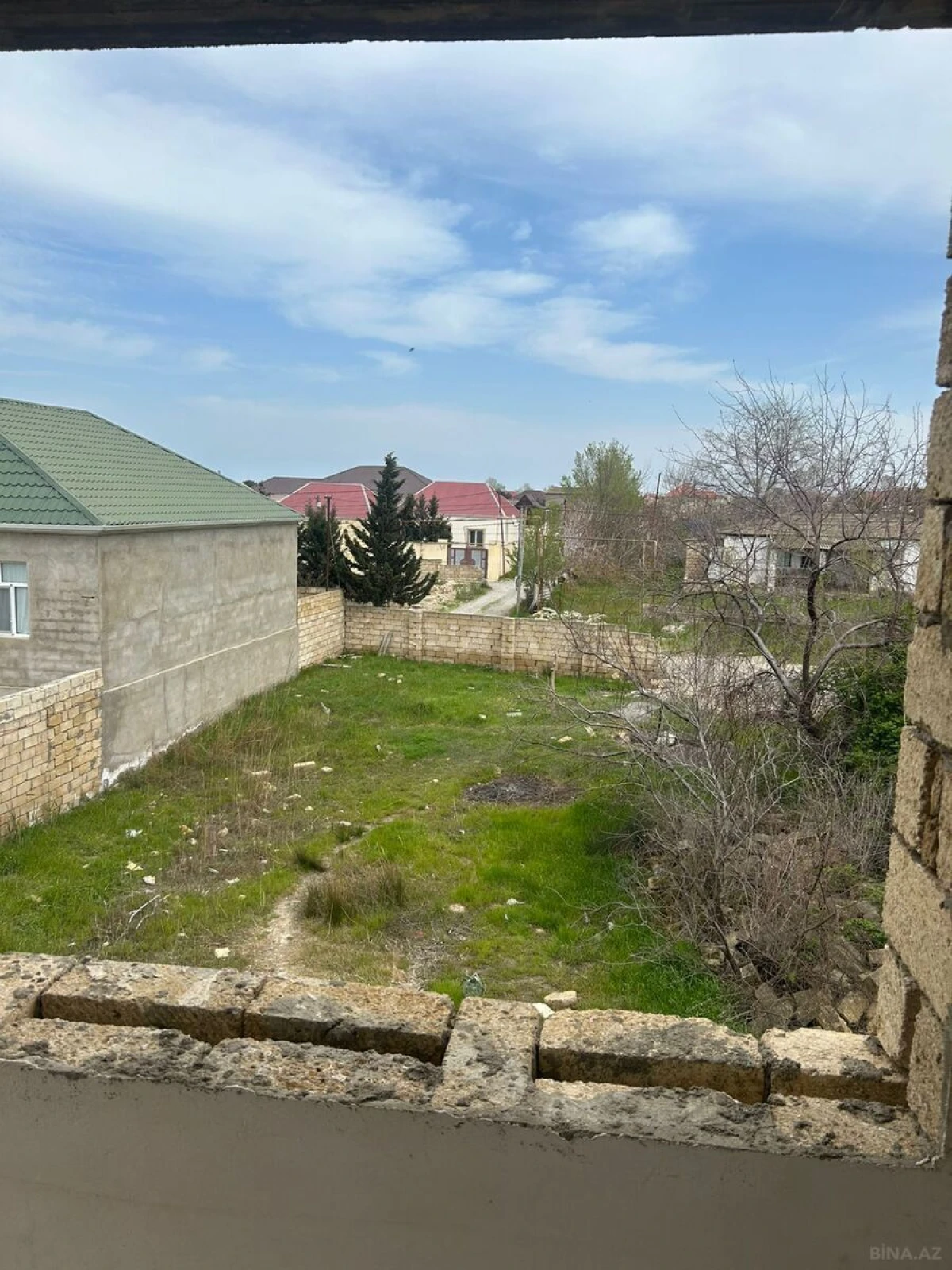 Satılır 4 otaqlı həyət evi 100 m²
