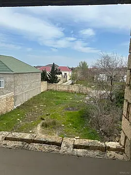 Satılır 4 otaqlı həyət evi 100 m²