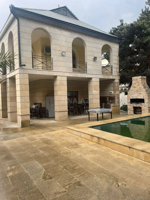 Kirayə verilir 4 otaqlı həyət evi 200 m²