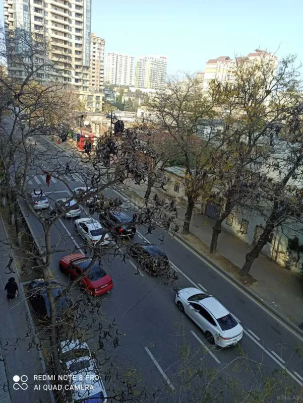 Satılır 2 otaqlı mənzil 60 m²