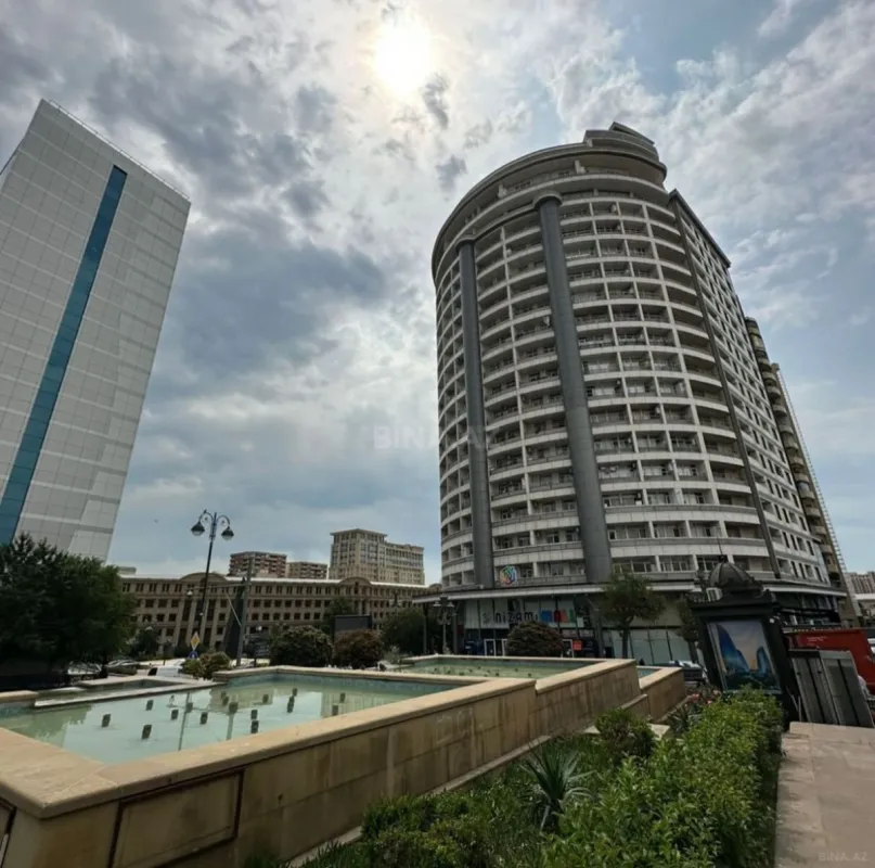 Satılır 2 otaqlı mənzil 60 m²