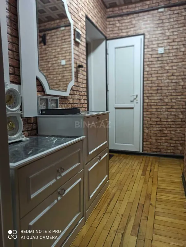 Satılır 2 otaqlı mənzil 60 m²