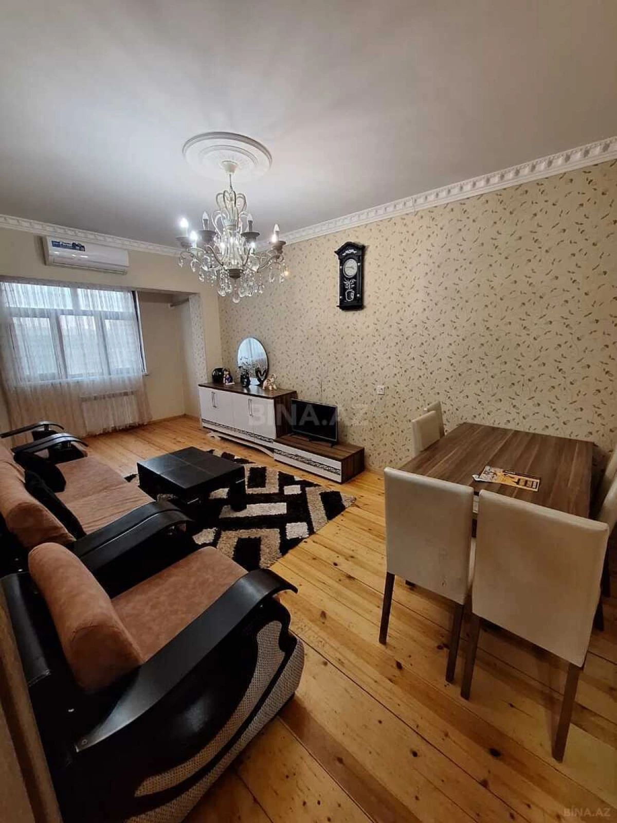 Satılır 2 otaqlı mənzil 70 m²