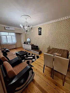Satılır 2 otaqlı mənzil 70 m²