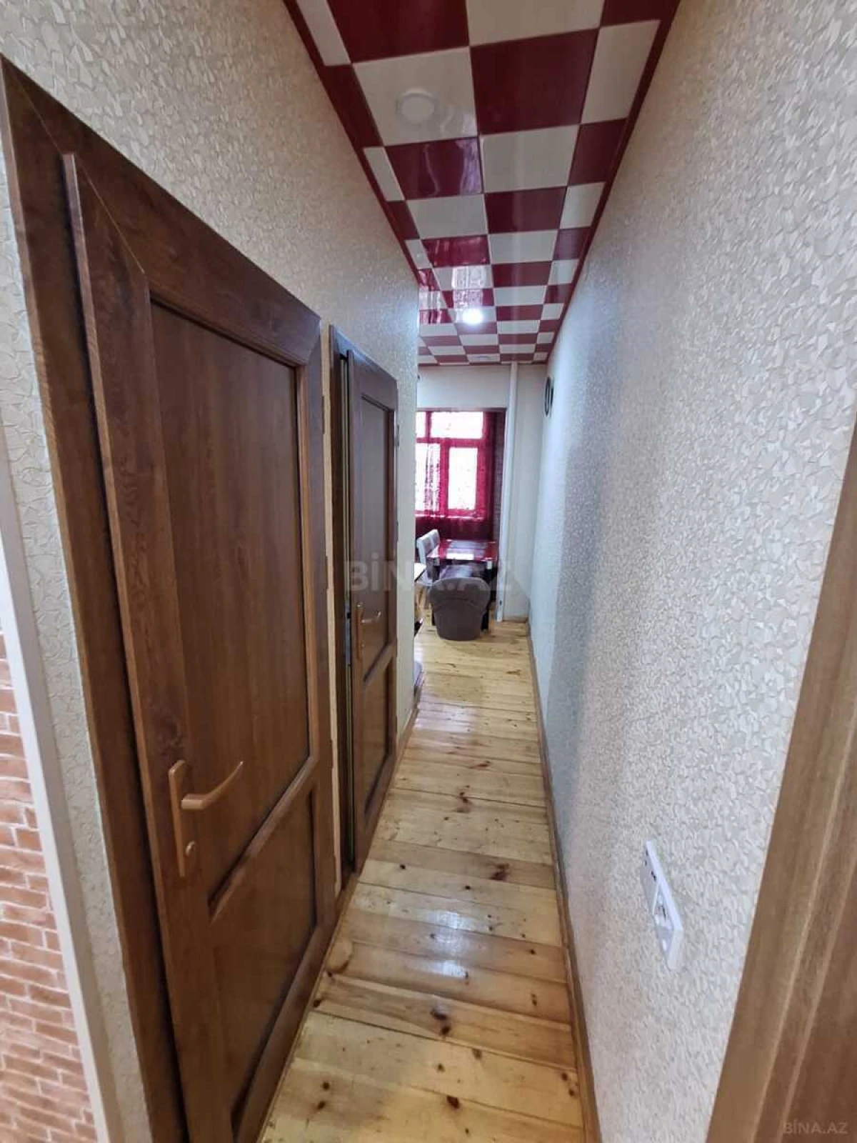 Satılır 2 otaqlı mənzil 70 m²