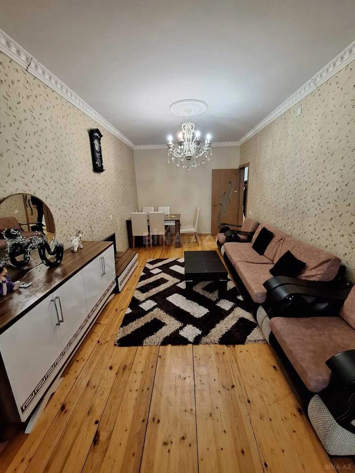Satılır 2 otaqlı mənzil 70 m²