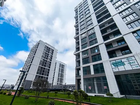 Satılır 3 otaqlı mənzil 117 m²