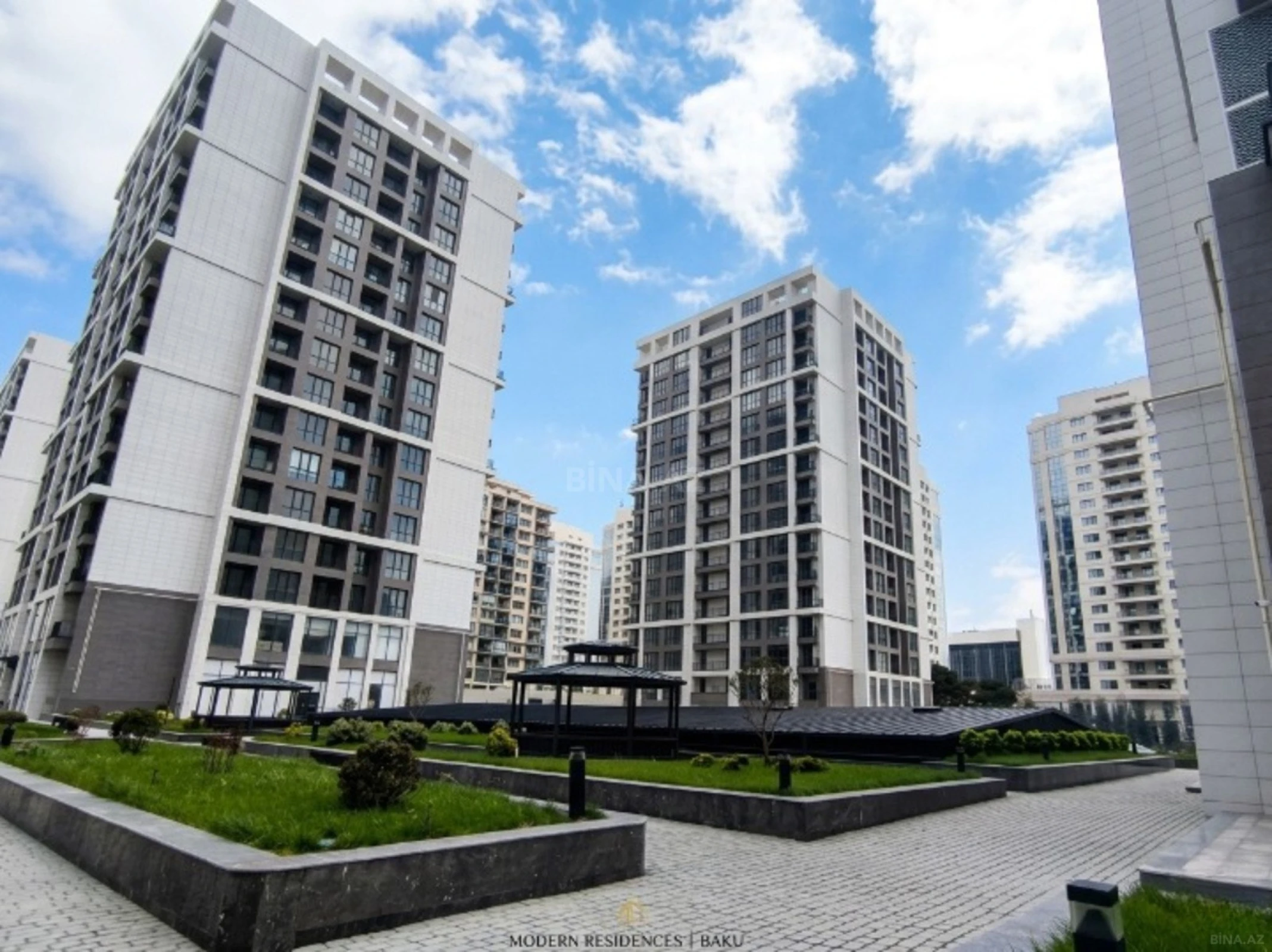 Satılır 3 otaqlı mənzil 117 m²