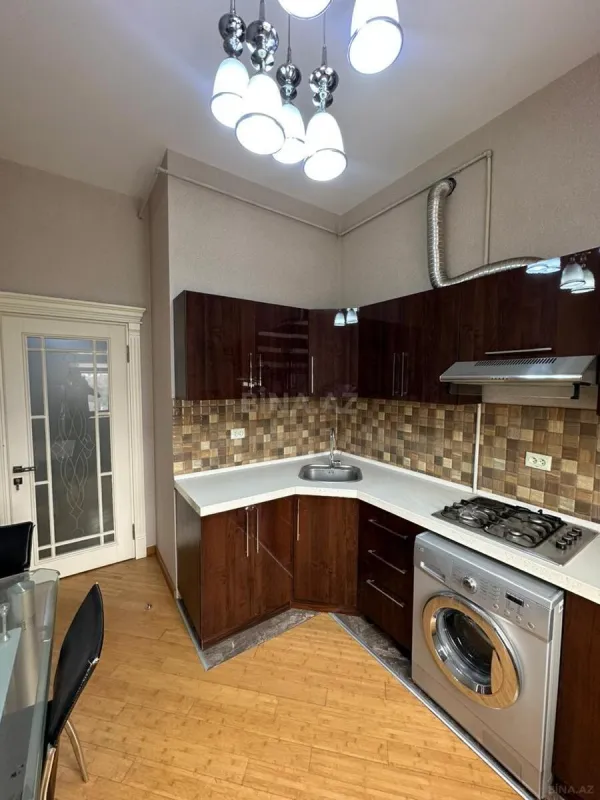 Kirayə verilir 3 otaqlı mənzil 100 m²