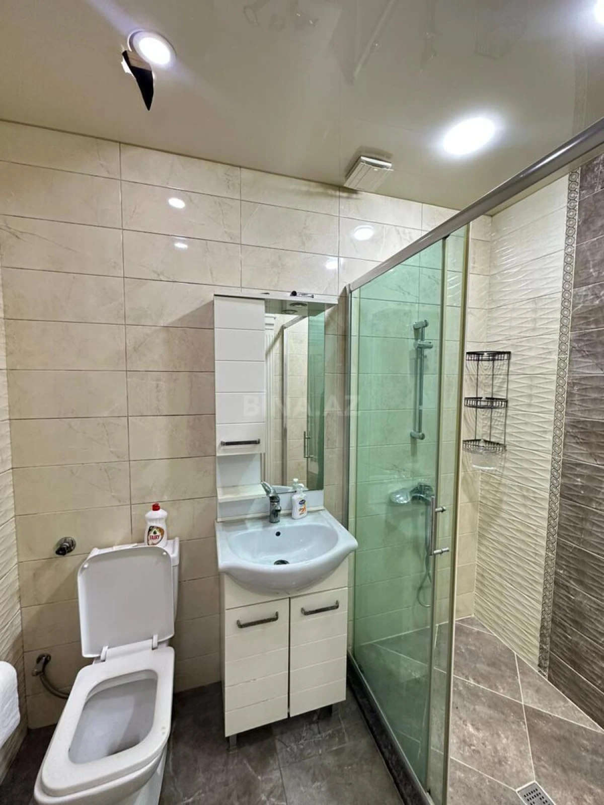 Kirayə verilir 3 otaqlı mənzil 100 m²