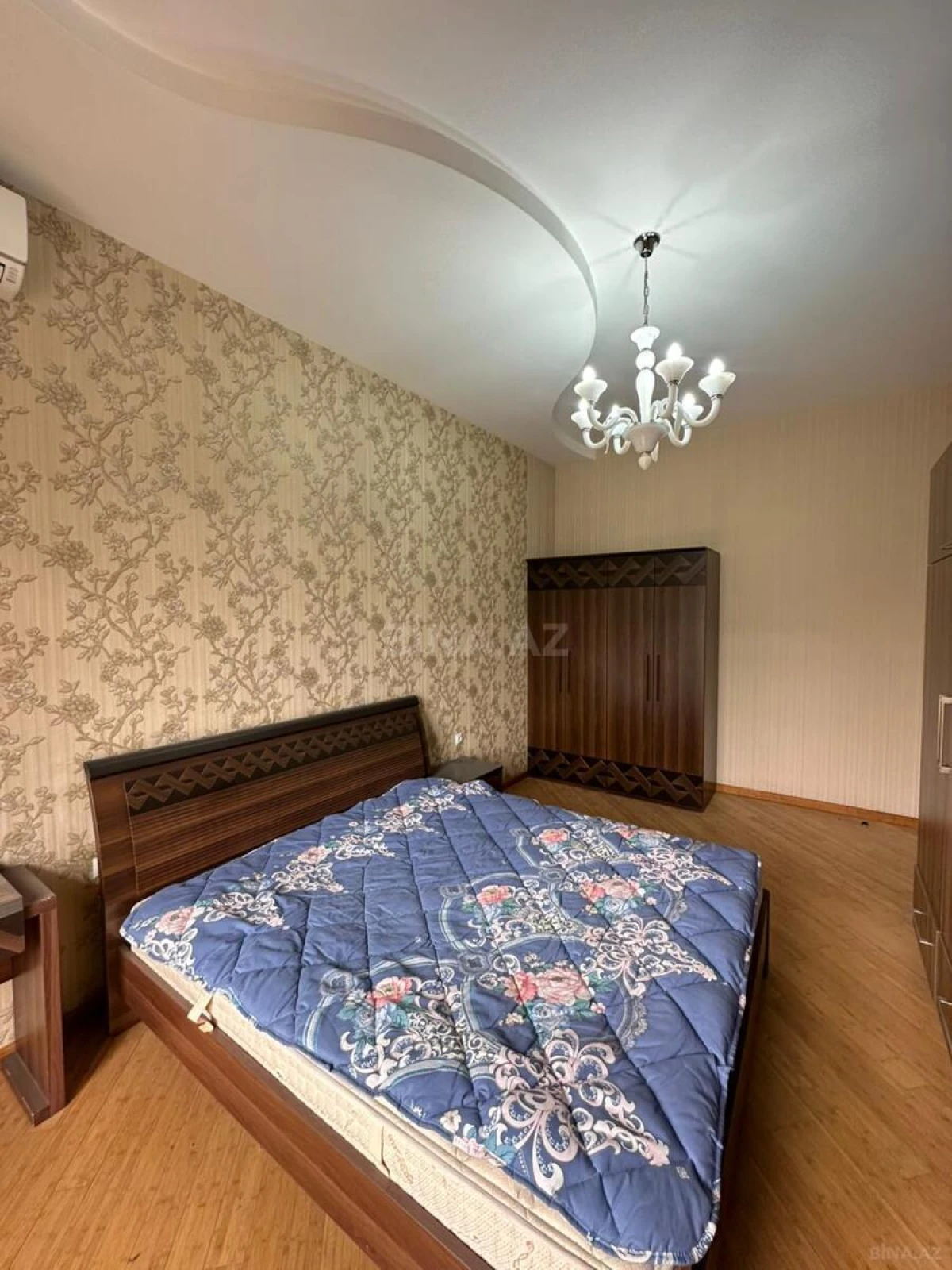 Kirayə verilir 3 otaqlı mənzil 100 m²