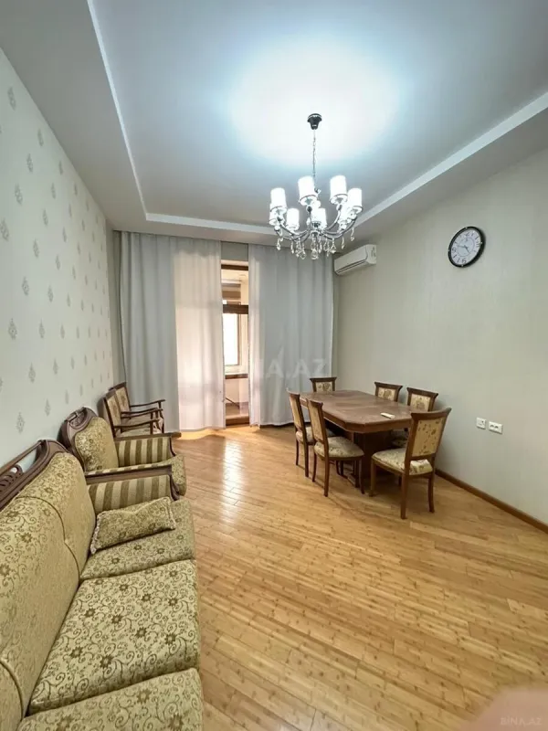 Kirayə verilir 3 otaqlı mənzil 100 m²