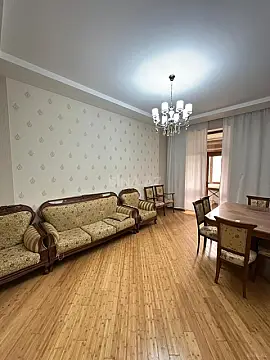 Kirayə verilir 3 otaqlı mənzil 100 m²