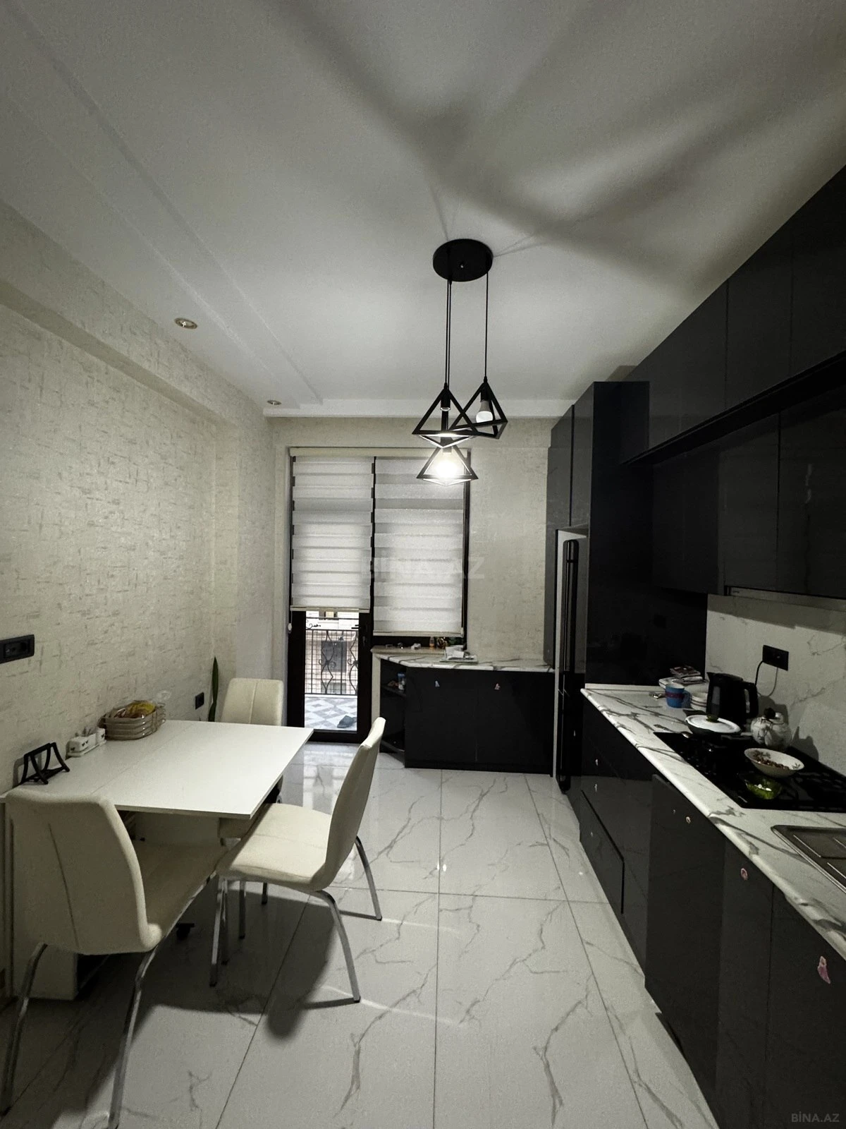 Satılır 3 otaqlı mənzil 85 m²