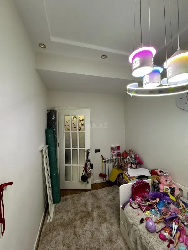 Satılır 3 otaqlı mənzil 85 m²