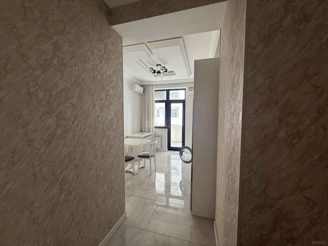 Kirayə verilir 2 otaqlı mənzil 86 m²