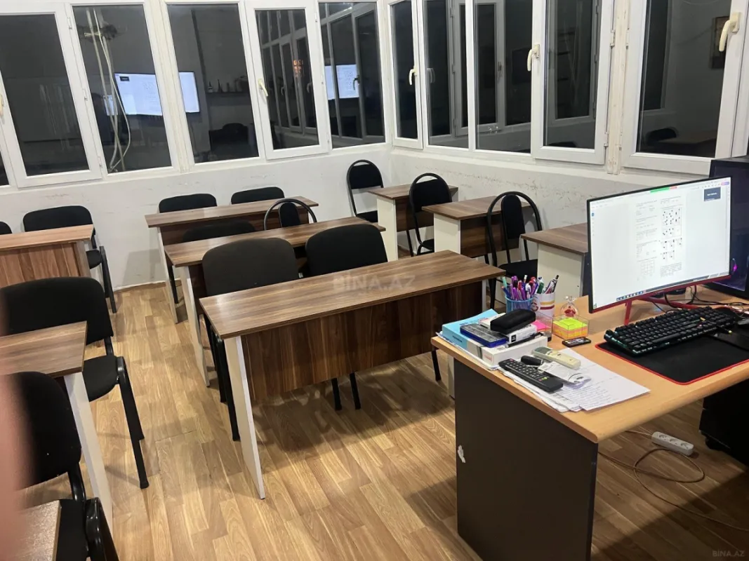 Kirayə verilir 3 otaqlı ofis 80 m²
