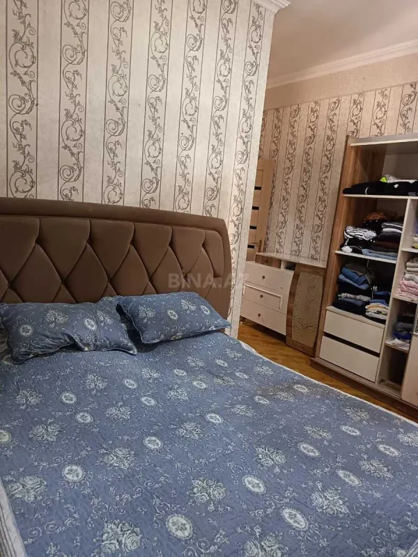 Kirayə verilir 2 otaqlı mənzil 65 m²