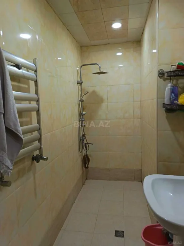 Kirayə verilir 2 otaqlı mənzil 65 m²
