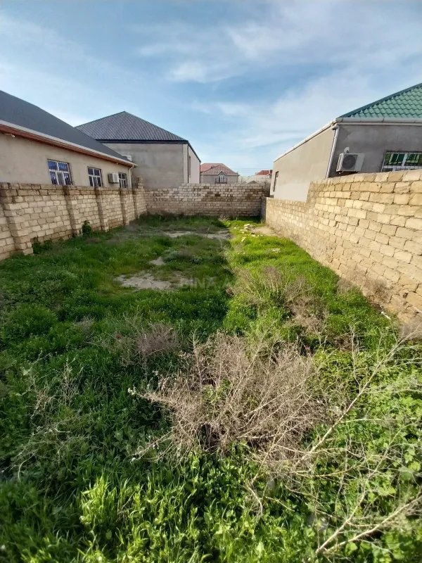 Satılır torpaq sahəsi 2 m²