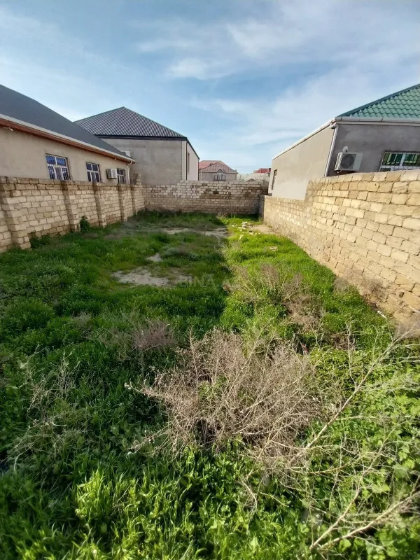 Satılır torpaq sahəsi 2 m²