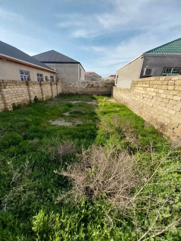 Satılır torpaq sahəsi 2 m²
