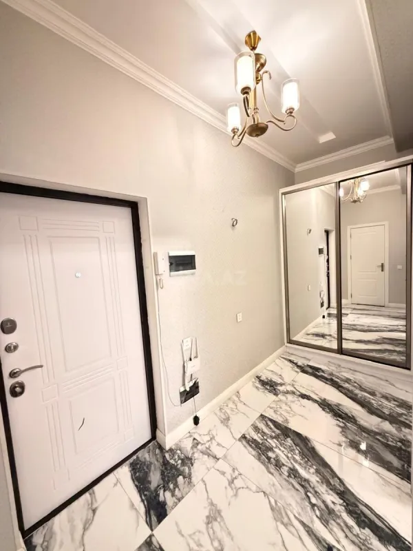 Kirayə verilir 2 otaqlı mənzil 67 m²