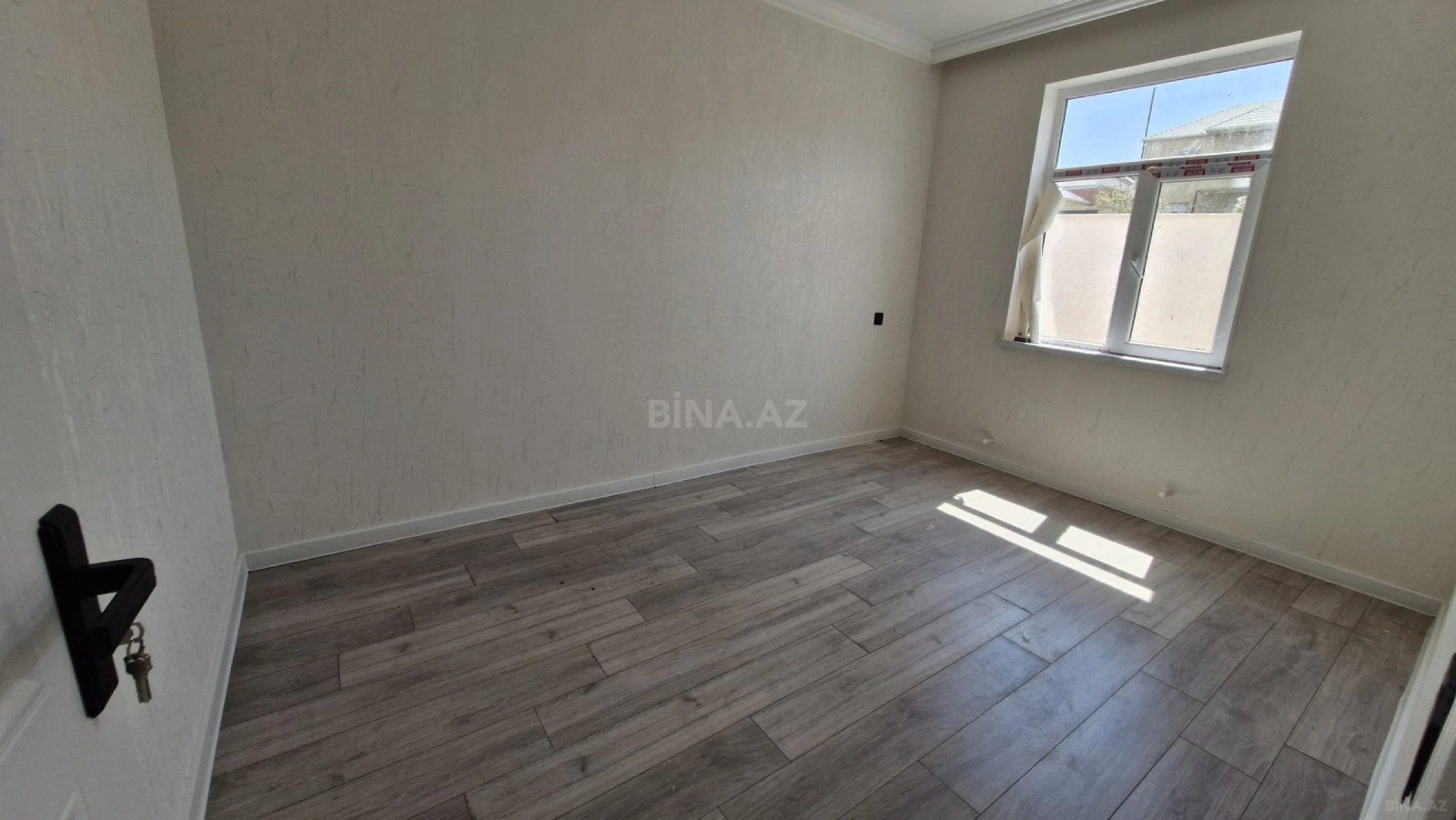 Satılır 4 otaqlı həyət evi 120 m²
