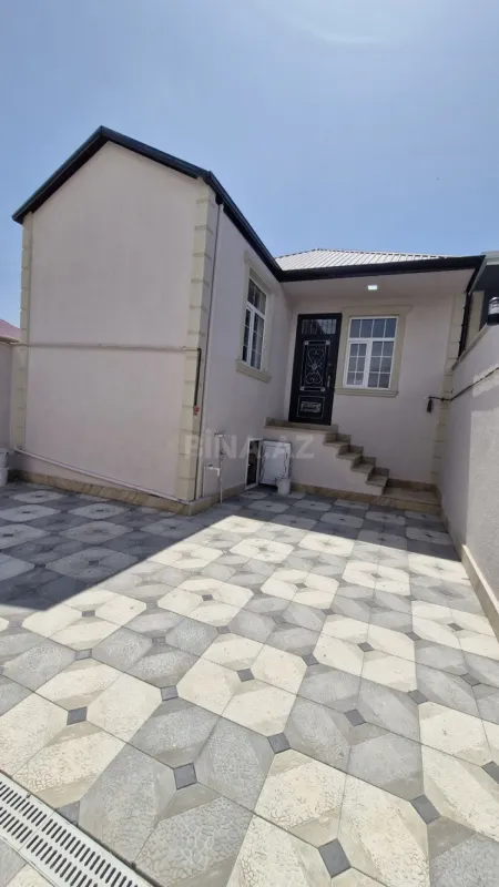 Satılır 4 otaqlı həyət evi 120 m²